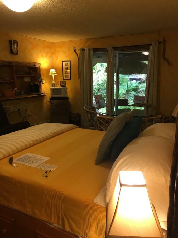 Manitou Lodge Forks Luaran gambar