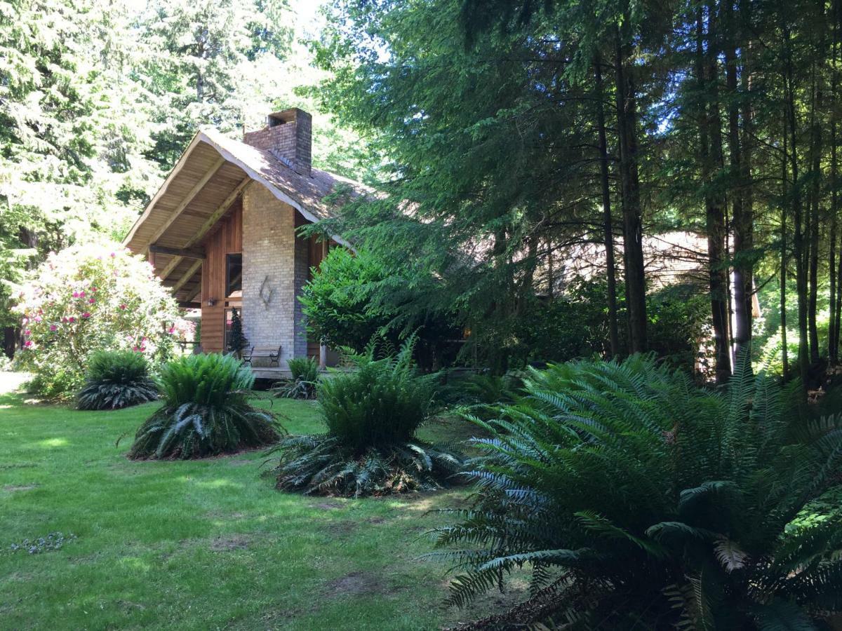 Manitou Lodge Forks Luaran gambar